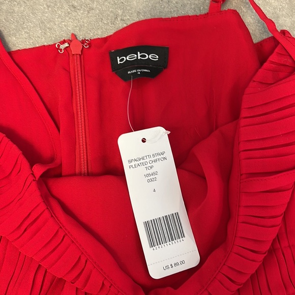 BEBE pleated chiffon top. Red. ✨NEW✨ size 4 - Picture 3 of 5